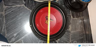 subwoofer è amplificatore 