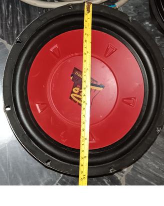 subwoofer è amplificatore 