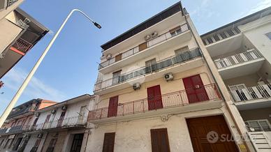 3 LOCALI A FRATTAMAGGIORE