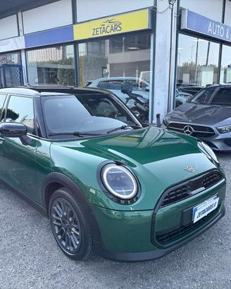 Mini Cooper 5 Porte C Favoured 1.5 Auto Favoured