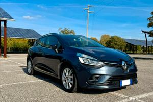 Renault Clio Sporter 1.5 dCi 75 CV station wagon