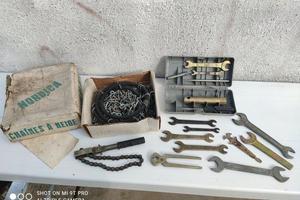 Set attrezzi vintage Fiat