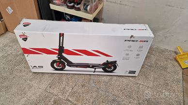 Monopattino Ducati pro 3 r