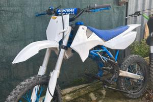 Apollo RFZ 125cc 17/14