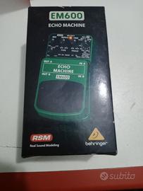 EM600 pedale per chitarra Echo Machine 