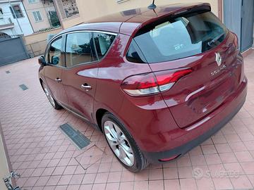 Renault Scenic 1.5 Dci IV serie
