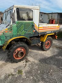 Mercedes Benz Unimog 411
