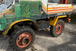 Mercedes Benz Unimog 411