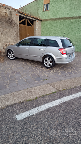 Vendesi Opel Astra