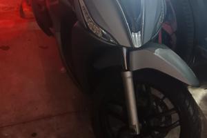 Last minute  Kymco people s 150 