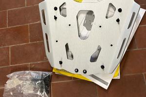 Bmw s 1000 xr Piastra bauletto givi kapp