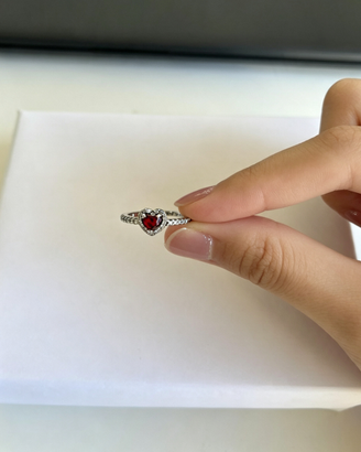 Anello pandora cuore rosso
