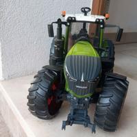 Bruder FENDT1050 VARIO