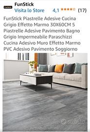 Piastrelle adesive in PVC