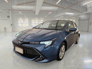 Toyota Corolla 1.8h Business cvt