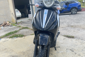 Piaggio Beverly 500 CUSTOM