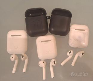 3 Airpods Apple originali + 2 custodie - LEGGI