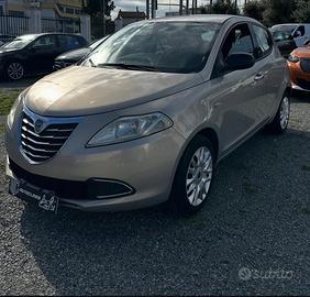 Lancia Ypsilon 1.2 69 CV Platinum