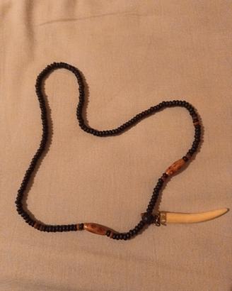 collana con dente di tigre