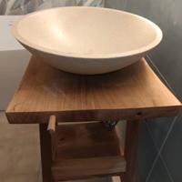 mobile bagno, lavabo in pietra e colonna bagno