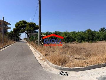 Terreno di 1599 m² a Mondragone