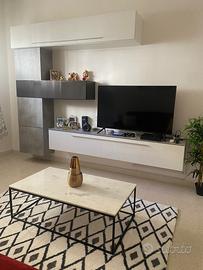 Parete attrezzata moderna