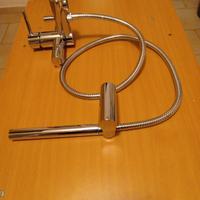 Rubinetto miscelatore per vasca da bagno