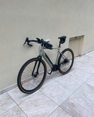 Bicicletta Gravel Basso Vega motore Polini