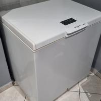 Congelatore a pozzetto marca Whirlpool