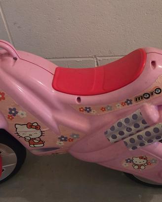 motoretta hello kitty