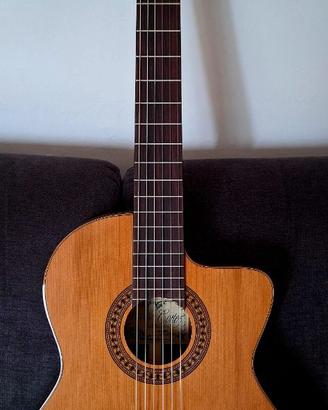 Chitarra classica Salvador Cortez CC 60 CE