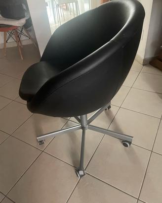 sedia poltroncina 5 rotelle da ufficio o cameretta