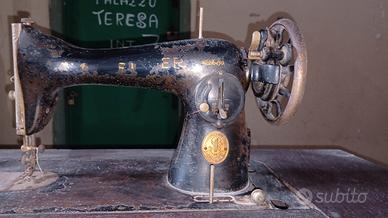 Cucitrice  Singer