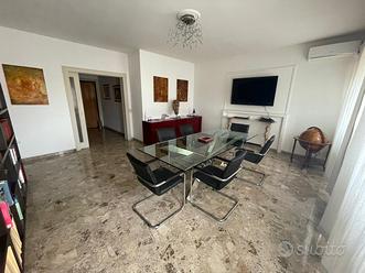 Stanza a professionisti in studio legale