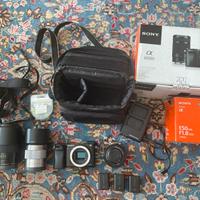 Sony a6000 + 3 obiettivi + accessori