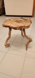 Tavolino sgabello in legno di ulivo