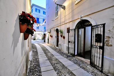 Alghero- locale commerciale