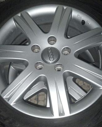 gomme con cerchioni misura 235/50 r 18 .h 10 .