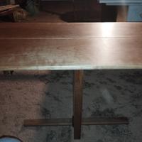 Tavoli ,  mensole, taglieri  SU COMMlSSlONE