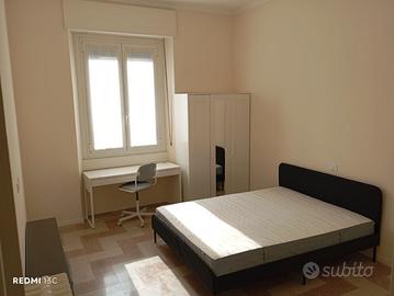 Stanza in varesina (milano)