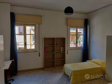 Camera doppia per studenti