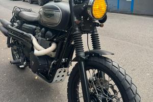 Triumph scrambler 900
