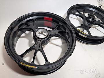 Marchesini Forgiati 17 '' per Ducati Multistrada