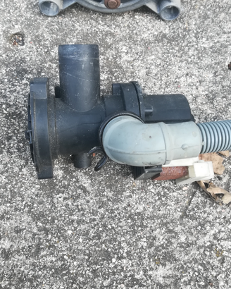 Pompa per lavatrice Ariston