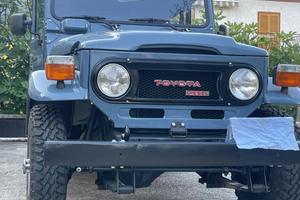 Toyota land cruiser bj 40