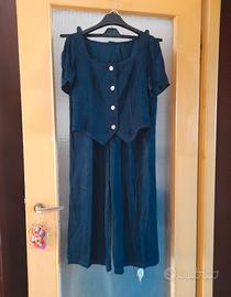 completo pantalone e maglietta con bottoni