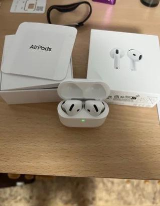 Apple Airpods 4