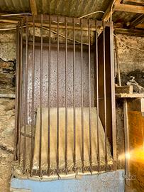 Mangiatoia per cavalli/asini antispreco