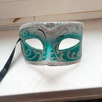 maschera veneziana in cartapesta 