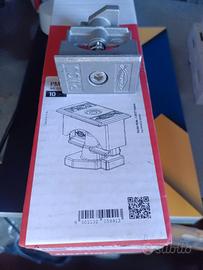 Attacchi Fischer niversale l pannelli fotovoltaici